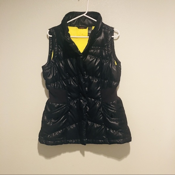 DKNY PUFFED VEST - Picture 5 of 5